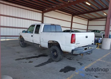 1998 GMC Sierra 1500 Sl Wideside from USA, damaged, VIN 2GTEK19R7W1515386